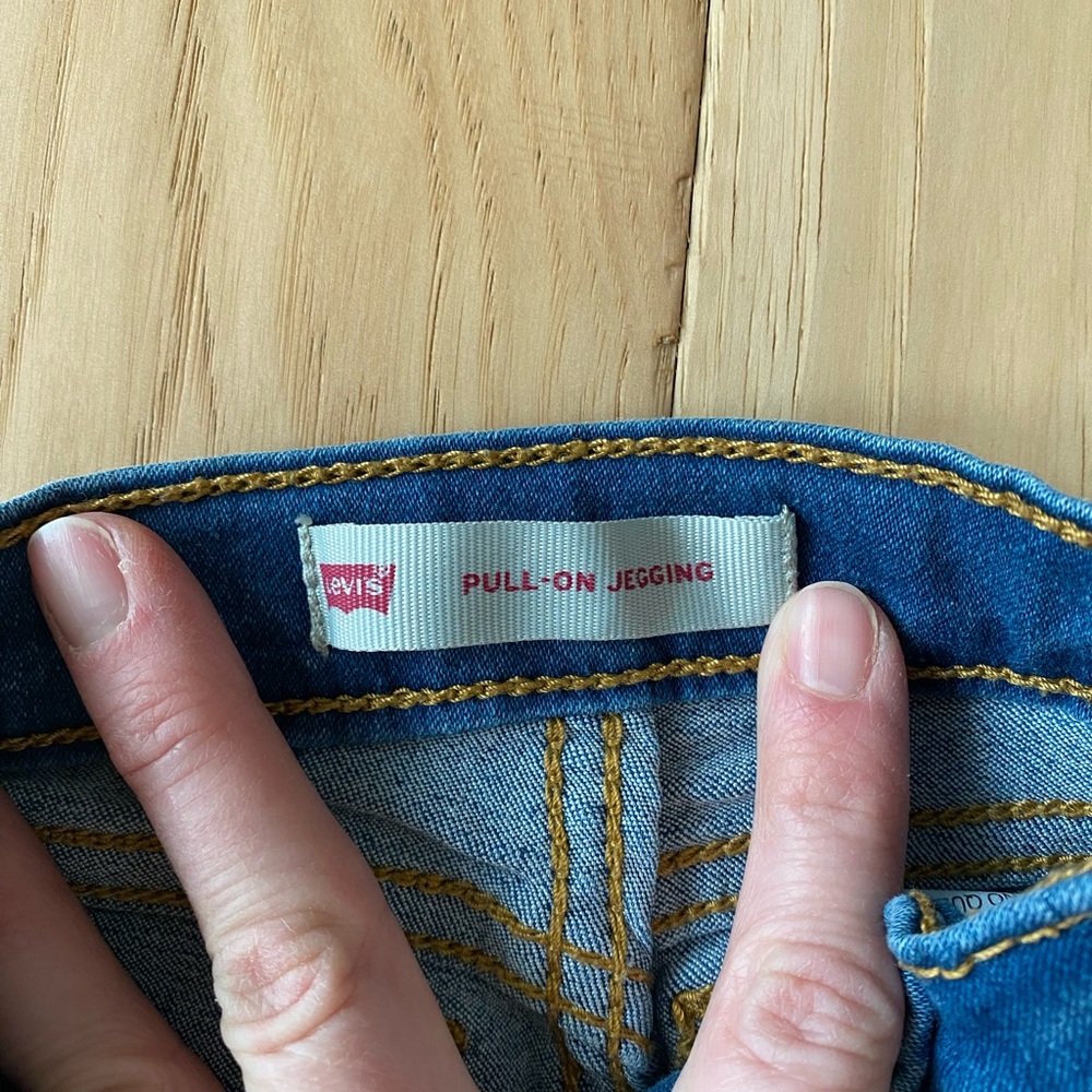 Levi jeggings, EUC